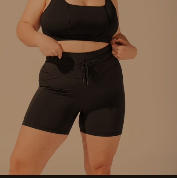 Popflex Cargo Booty Shorts - Picture 4 of 5